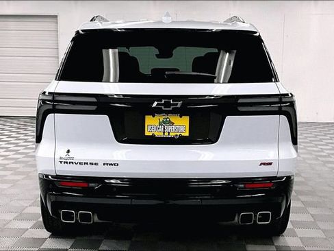 Used 2026 Chevrolet Traverse RS AWD/4WD image 5