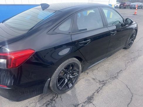 Used 2023 Honda Civic Sport image 7