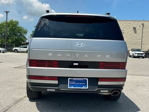 Used 2024 Hyundai Santa Fe Limited AWD/4WD image 6