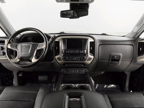 Used 2018 GMC Sierra 1500 Denali image 2