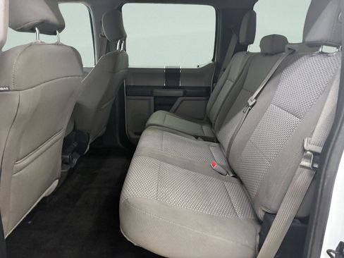 Used 2017 Ford F150 XLT w/ Trailer Tow Package image 9