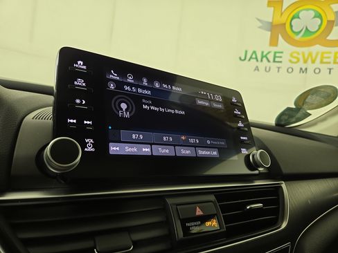 Used 2020 Honda Accord Touring image 20