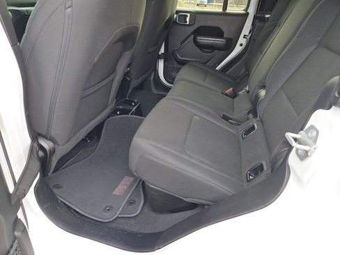 Used 2020 Jeep Gladiator Sport w/ Quick Order Package 24S image 19