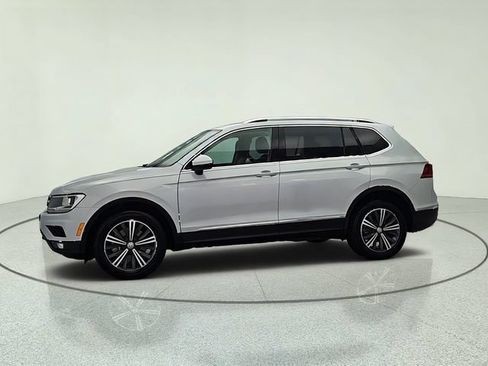 Used 2018 Volkswagen Tiguan SE FWD image 3