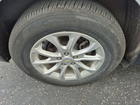 Used 2020 Chevrolet Equinox LT AWD/4WD image 9
