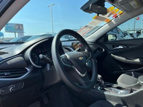Used 2023 Chevrolet Malibu RS image 19
