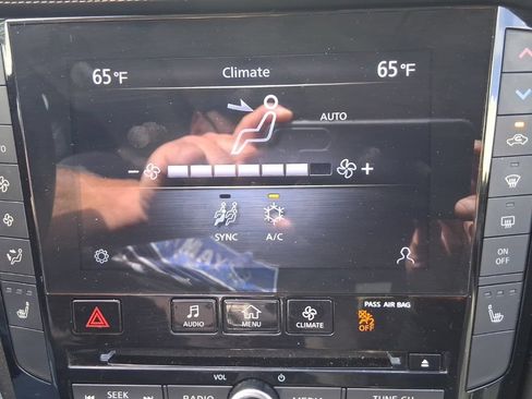 Certified 2023 INFINITI QX50 Luxe AWD/4WD image 23