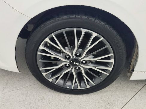 Used 2024 Kia Forte GT-Line w/ GT-Line Premium Package FWD image 29