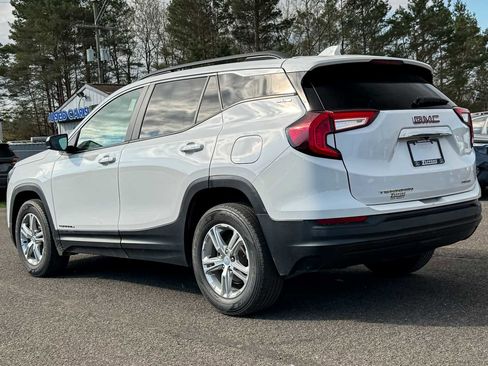 Used 2023 GMC Terrain SLE w/ Driver Convenience Package AWD/4WD image 5