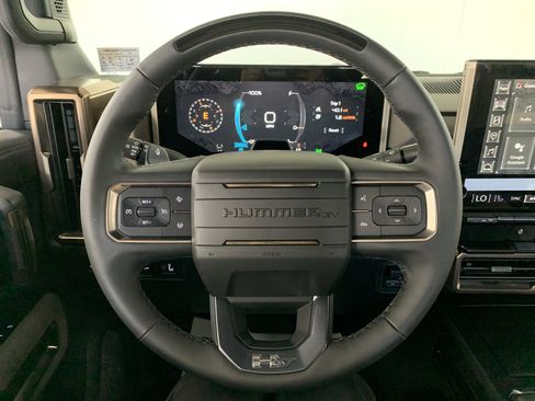 New 2025 GMC Hummer EV 2X image 19