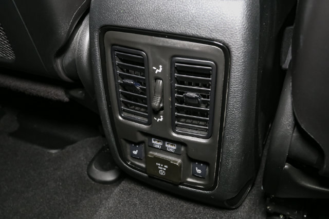 Used 2025 Dodge Durango R/T w/ Blacktop Package AWD/4WD image 24