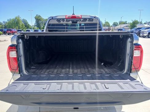 Used 2024 GMC Canyon AT4 w/ AT4 Premium Package AWD/4WD image 21
