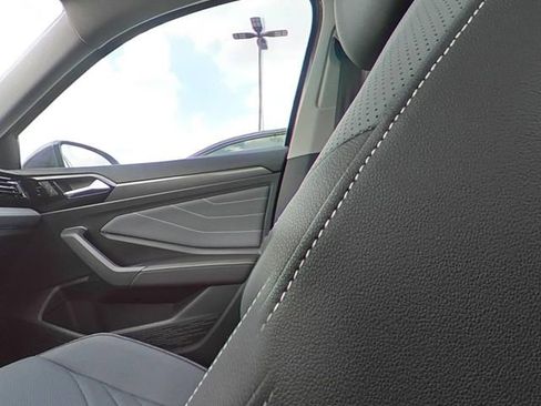 New 2025 Volkswagen Jetta SEL image 27