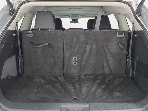 Certified 2024 Toyota Highlander LE image 30