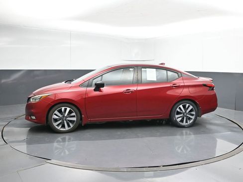 Used 2020 Nissan Versa SR FWD image 2
