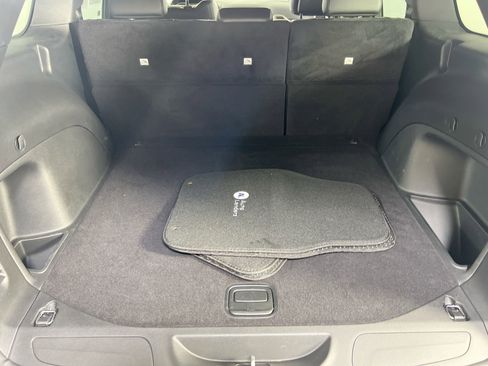 Used 2022 Jeep Grand Cherokee Laredo X image 25