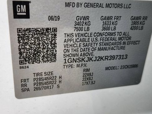 Used 2019 Chevrolet Suburban Premier AWD/4WD image 6