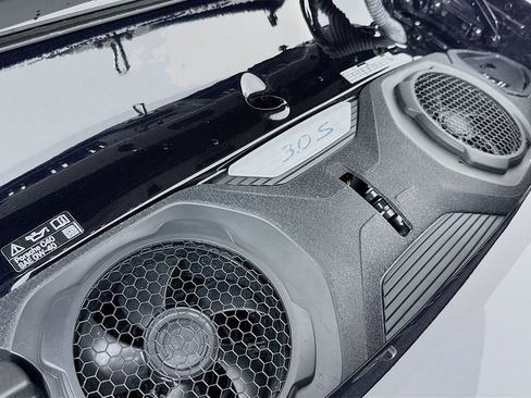 Certified 2025 Porsche 911 Carrera S RWD image 29