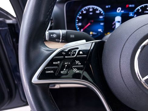 Used 2022 Mercedes-Benz E 350 Sedan image 33