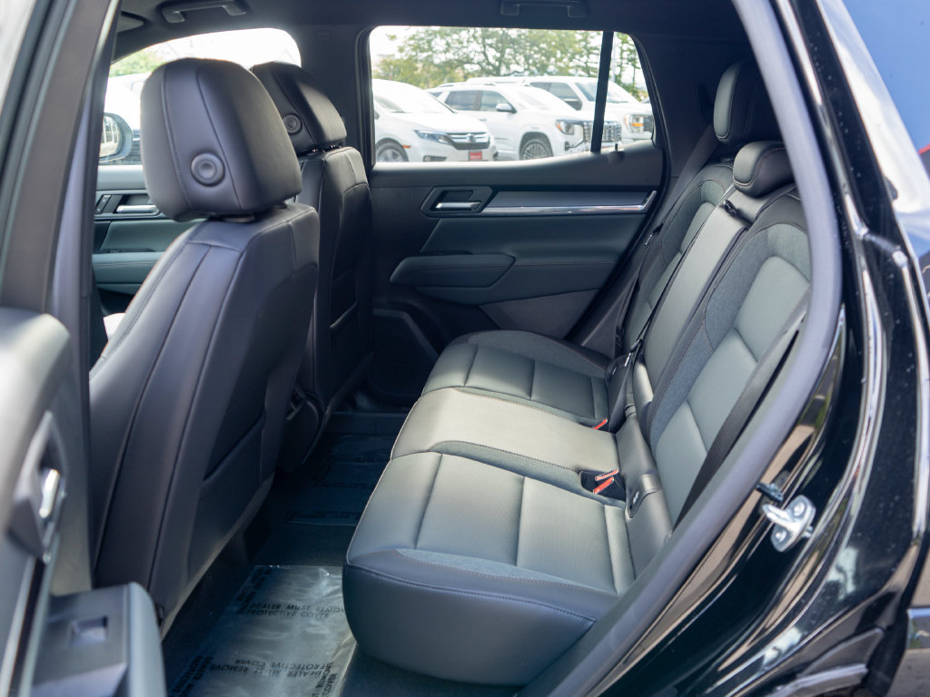 New 2027 GMC Terrain AT4 w/ Convenience Package III AWD/4WD image 12