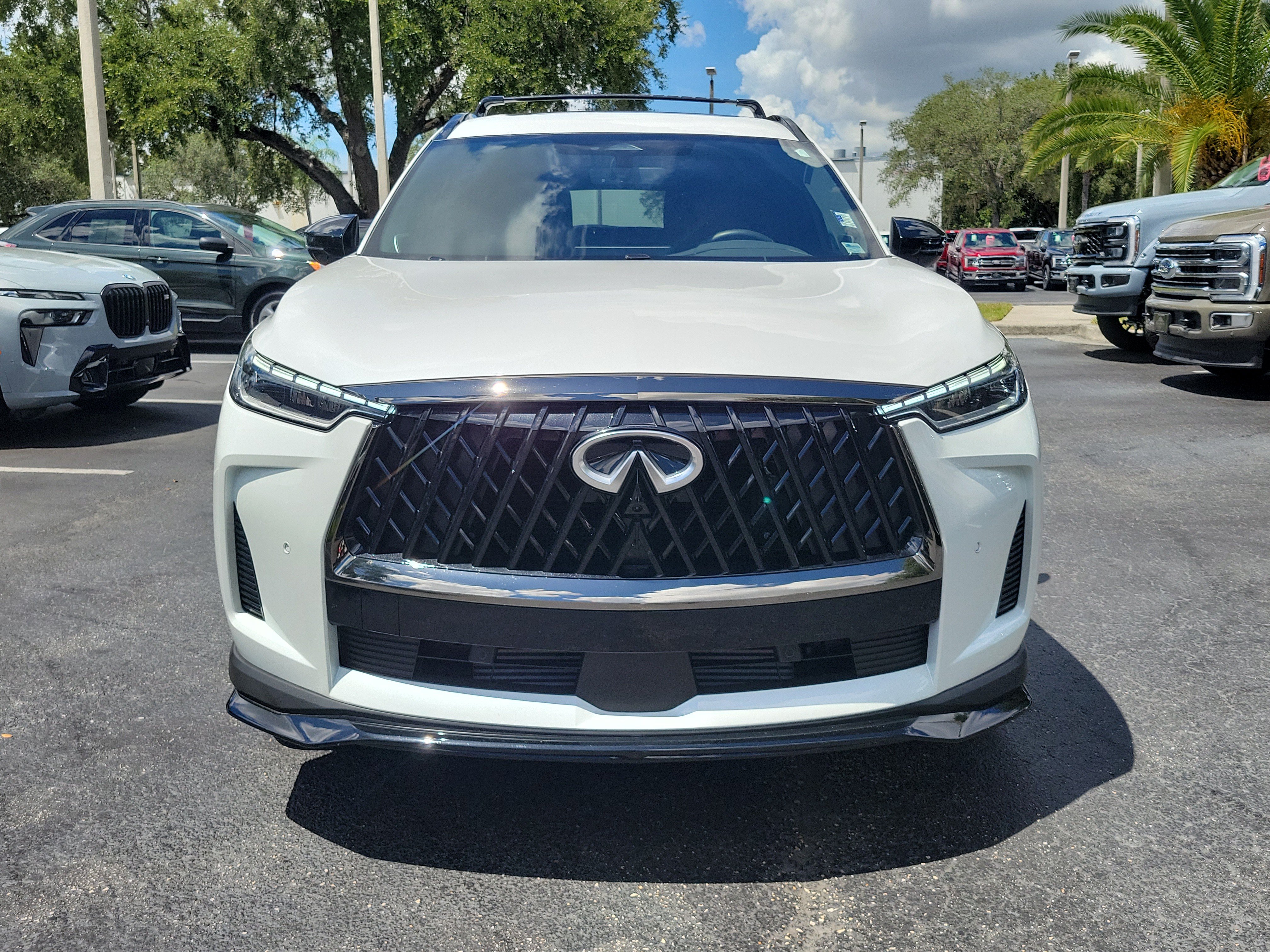 Used 2026 INFINITI QX60 Sport w/ Dark Cargo Package AWD/4WD image 2