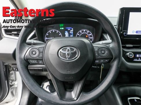 Used 2024 Toyota Corolla LE image 19