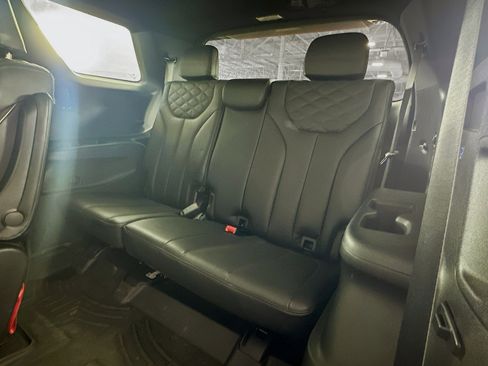 Used 2021 Hyundai Palisade Calligraphy w/ Cargo Package image 31