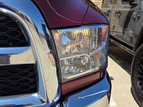 Used 2018 RAM 2500 Tradesman w/ Chrome Appearance Group AWD/4WD image 11