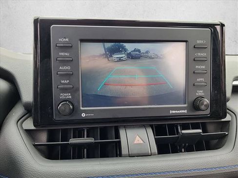 Used 2022 Toyota RAV4 SE image 21