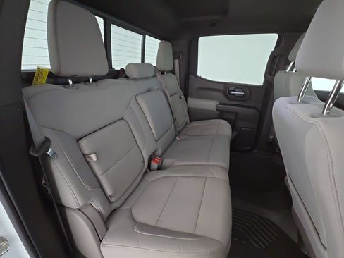 Used 2022 Chevrolet Silverado 1500 LT AWD/4WD image 31