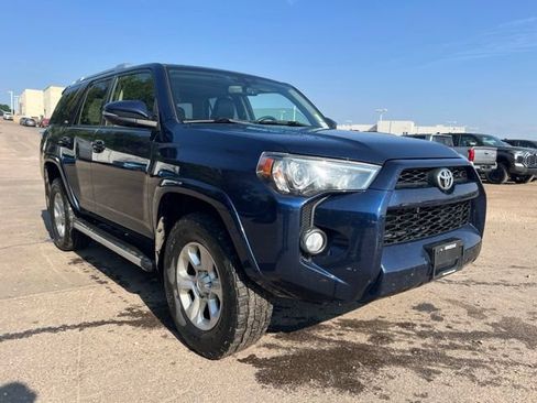 Used 2018 Toyota 4Runner SR5 Premium AWD/4WD image 7