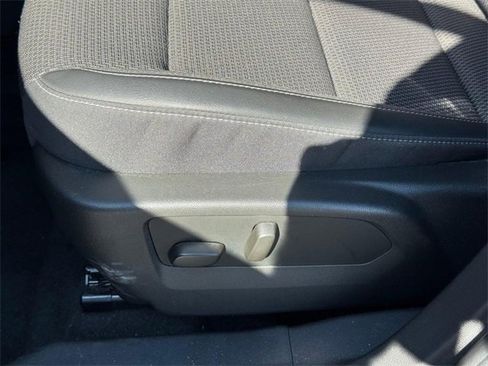 Used 2023 Buick Envision Preferred image 17