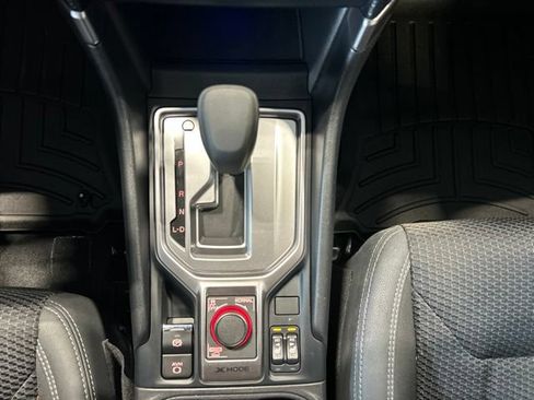 Used 2023 Subaru Forester Premium AWD/4WD image 94