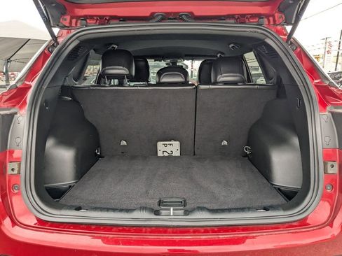 Used 2025 Jeep Compass Limited image 26