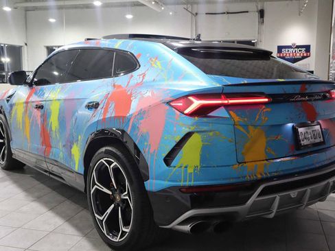 Used 2019 Lamborghini Urus image 9