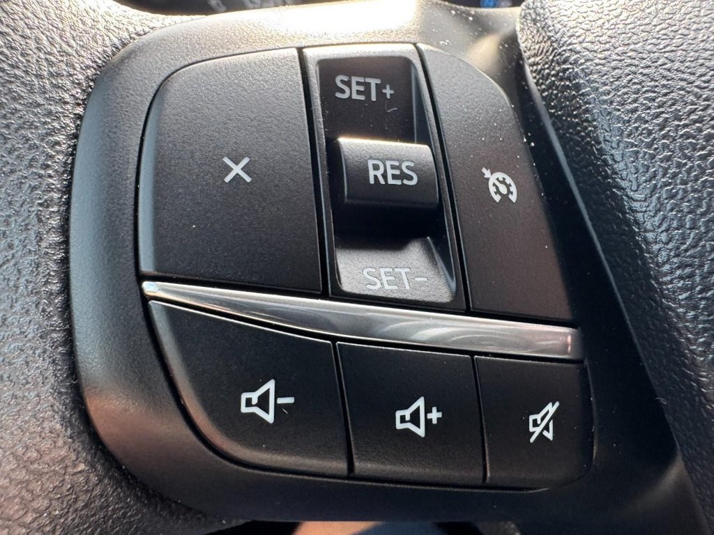 Used 2025 Ford Maverick XLT FWD image 16