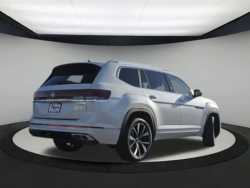 New 2026 Volkswagen Atlas SEL Premium R-Line image 7