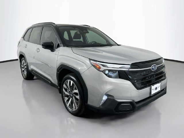 Used 2025 Subaru Forester Touring AWD/4WD image 3