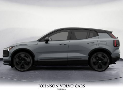 New 2026 Volvo EX30 Cross Country Ultra image 3