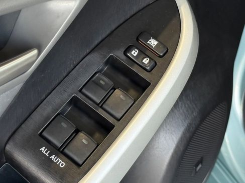 Used 2012 Toyota Prius Prime Advanced image 17