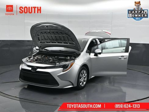Used 2024 Toyota Corolla LE FWD image 56