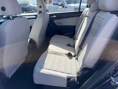 Used 2024 Volkswagen Tiguan S image 18
