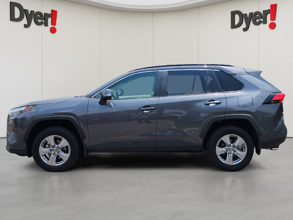 Used 2025 Toyota RAV4 XLE w/ Convenience Package FWD image 6