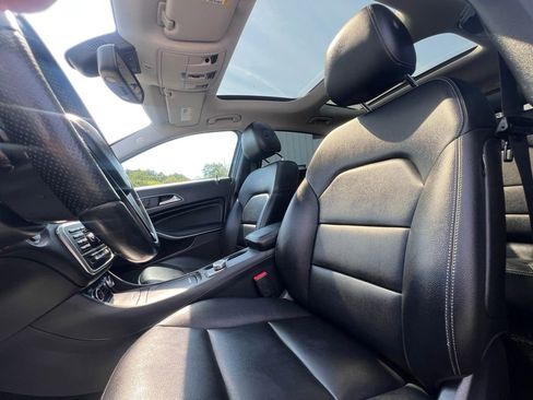 Used 2015 Mercedes-Benz GLA 250 image 9