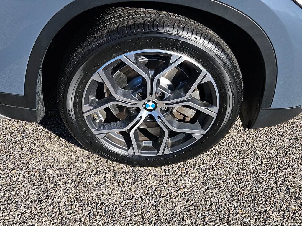 Used 2022 BMW X1 xDrive28i AWD/4WD image 10