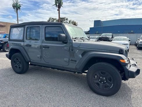 Used 2022 Jeep Wrangler Unlimited Sport AWD/4WD image 4