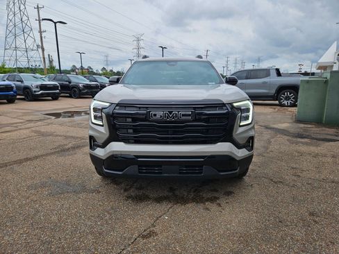 New 2026 GMC Terrain Elevation w/ Black Edition FWD image 9