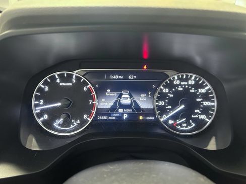 Used 2023 Nissan Rogue SV AWD/4WD image 11