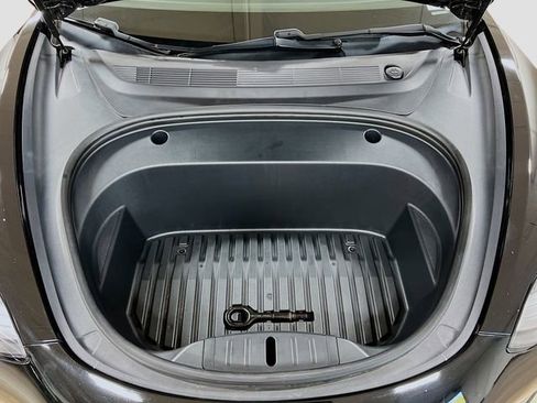 Used 2020 Tesla Model 3 Long Range image 32