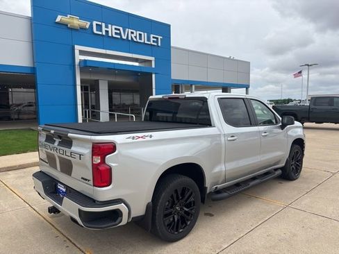 Used 2021 Chevrolet Silverado 1500 RST w/ Rally Edition AWD/4WD image 9
